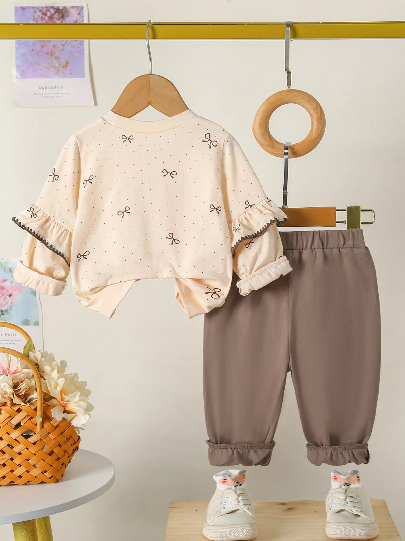 Children's Bowknot Ruffle Sleeve Top and Pants Set - Farnelli