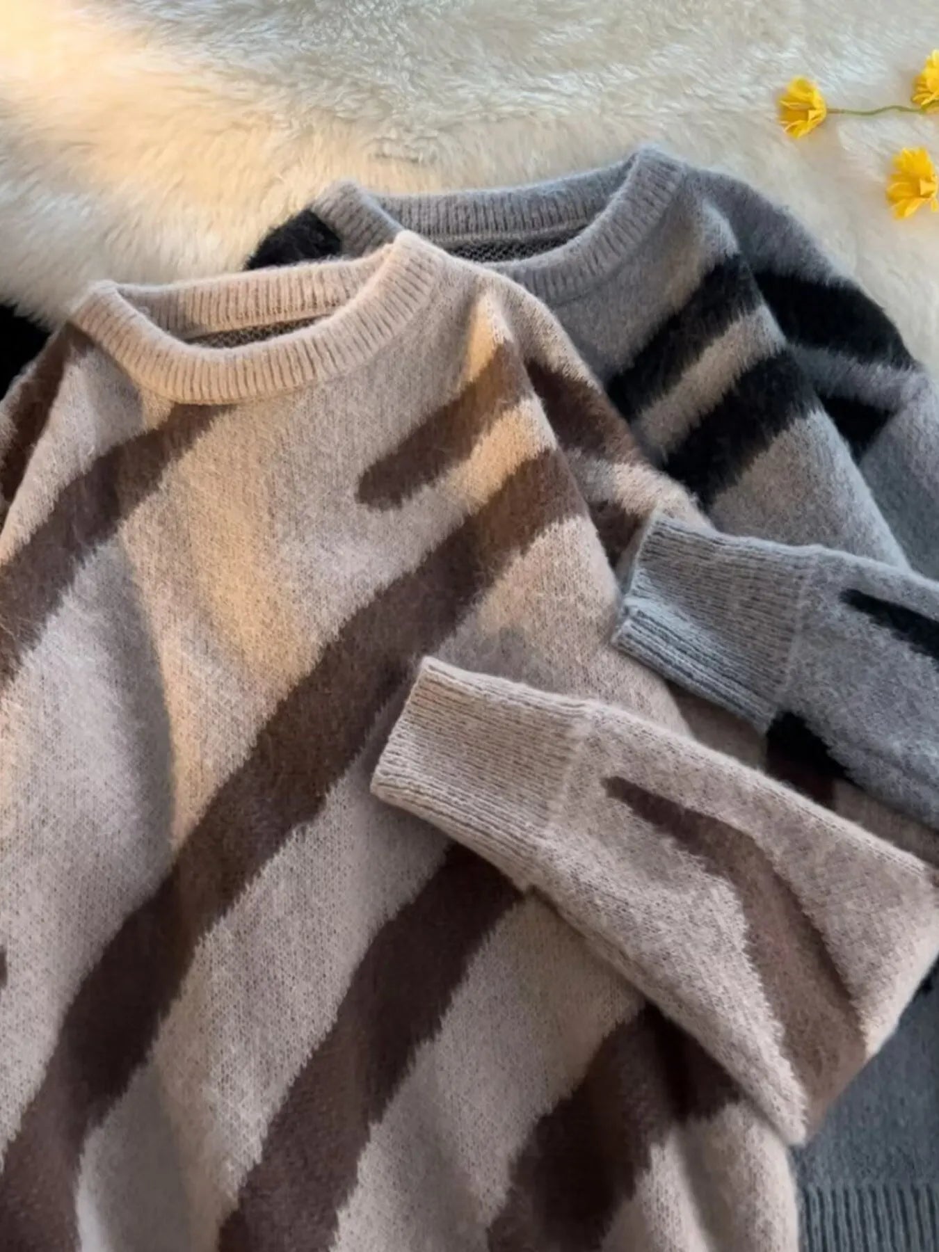 Men's Striped Fuzzy Knit Pullover Sweater - Farnelli