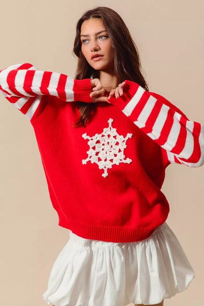 SO ME Christmas Snowflake Crochet Embellished Sweater - Farnelli