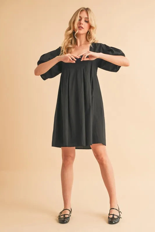 Aemi + Co Square Neck Babydoll Dress with Pockets - Farnelli