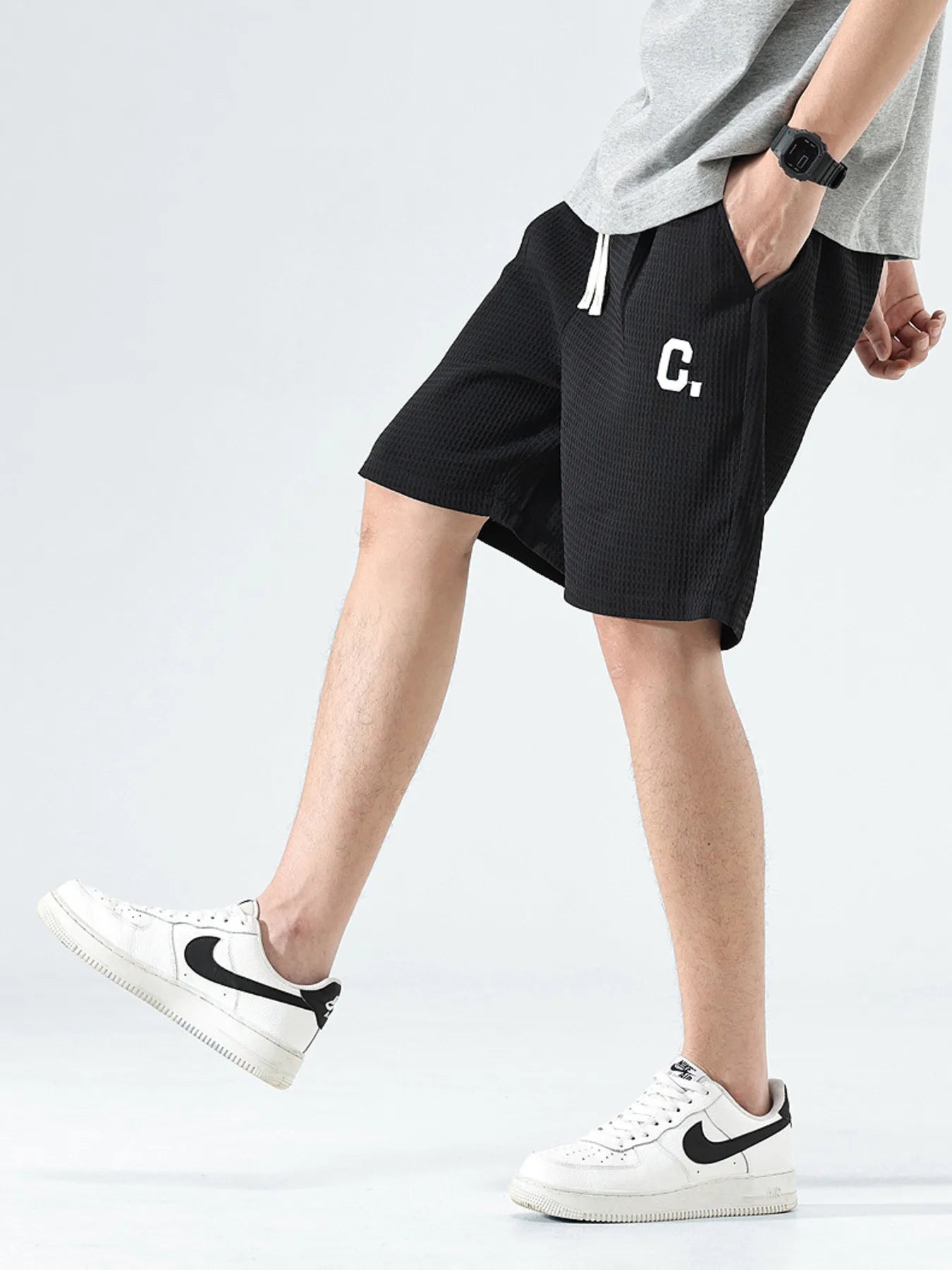 Men's Drawstring Pocketed Shorts - Farnelli