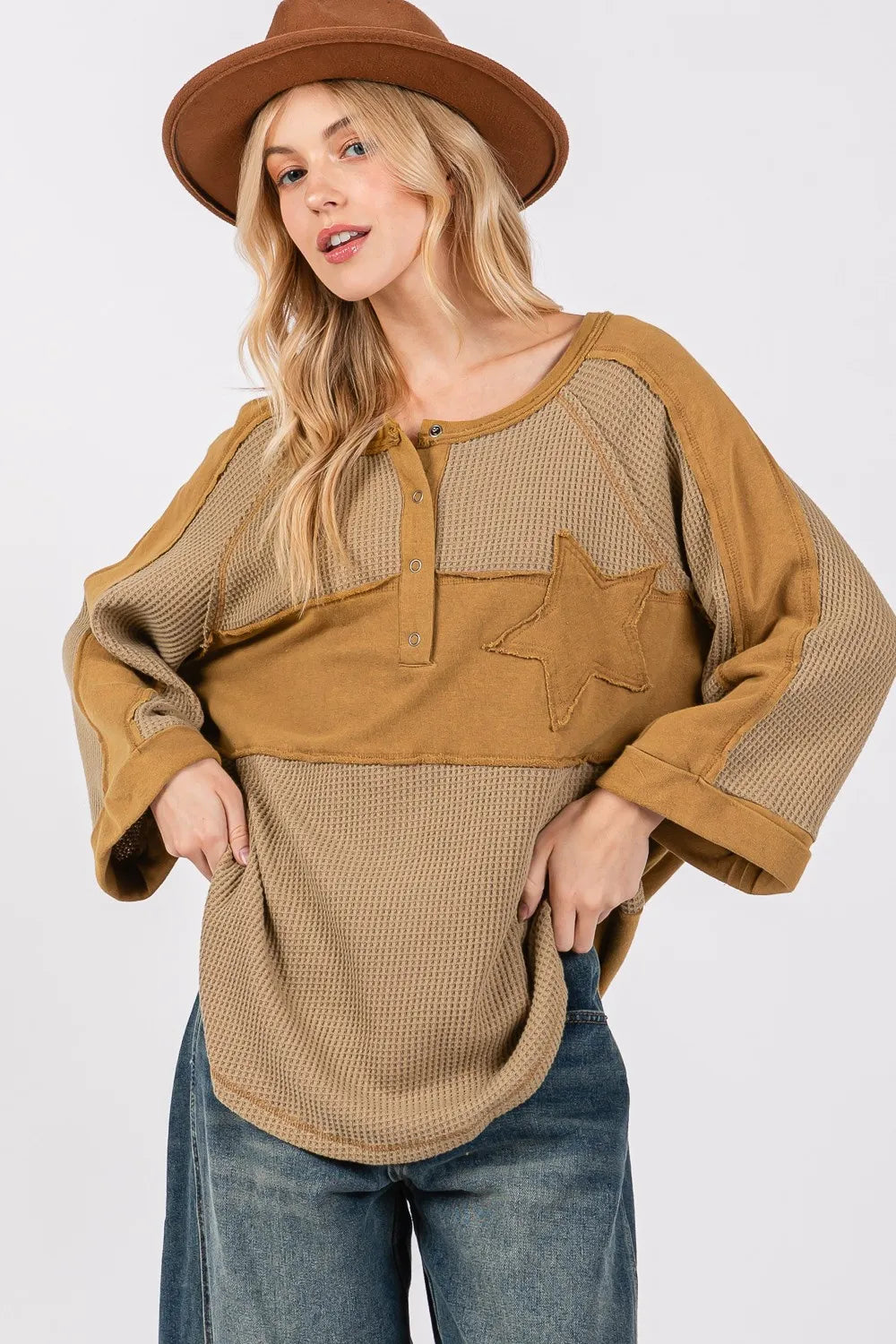 SAGE + FIG Star Applique Patch Exposed Seam Waffle Knit Top - Farnelli