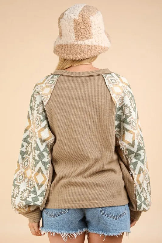 VERY J Printed Long Sleeve Round Neck Knit Top - Farnelli