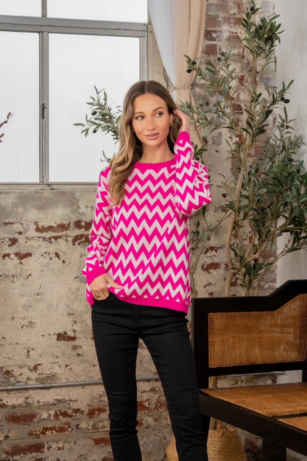 Sew In Love Full Size Wave Stripe Contrast Long Sleeve Sweater - Farnelli