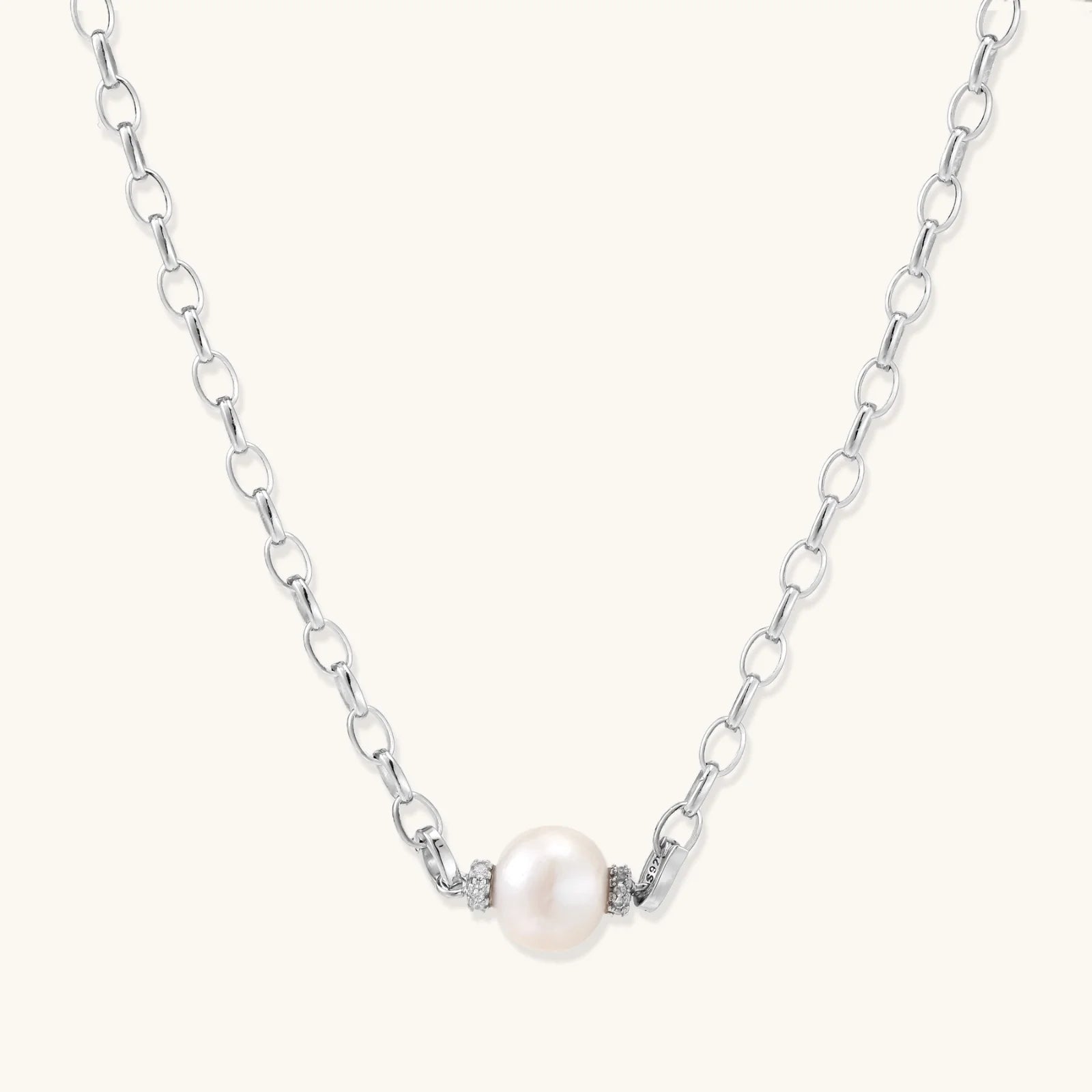 Luna Pearl Chain Necklace - Farnelli