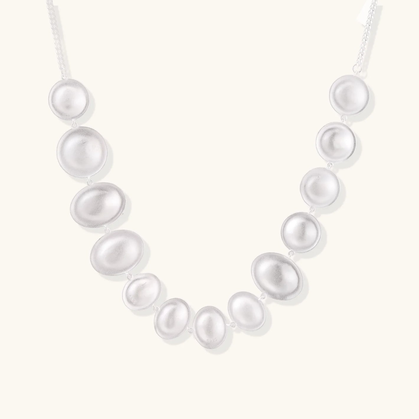 Lunar Pearl Arc Necklace - Farnelli