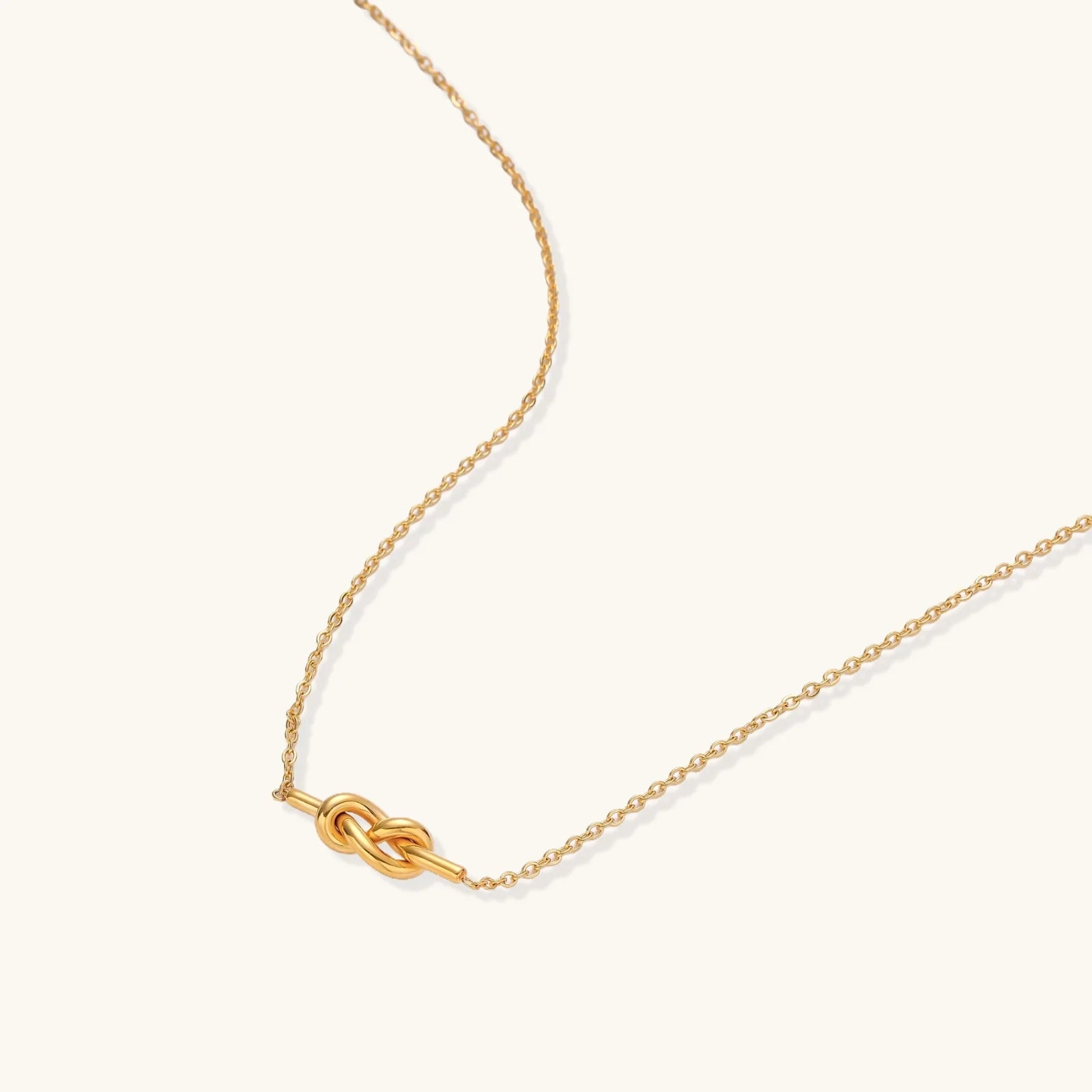Unity Knot Necklace - Farnelli