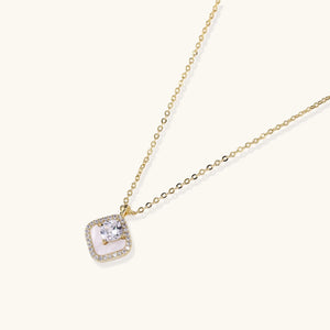 Golden Halo Pearl Pendant - Farnelli