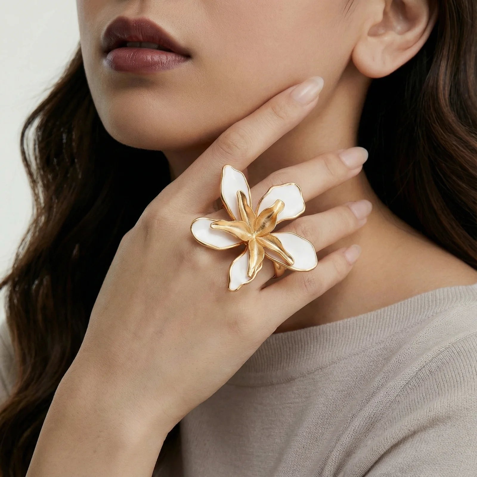Lily Bloom Ring - Farnelli