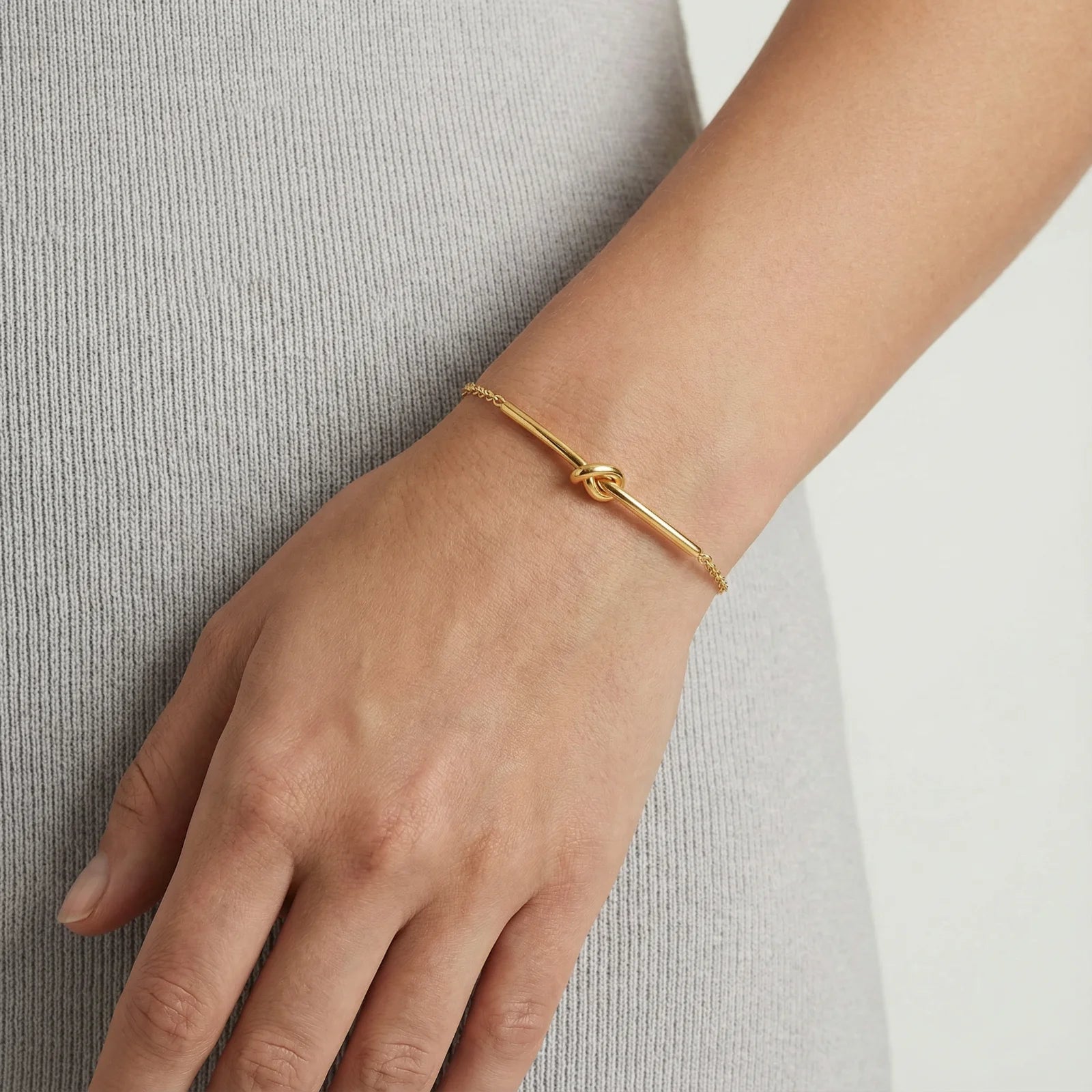Twisted Knot Bar Bracelet - Farnelli