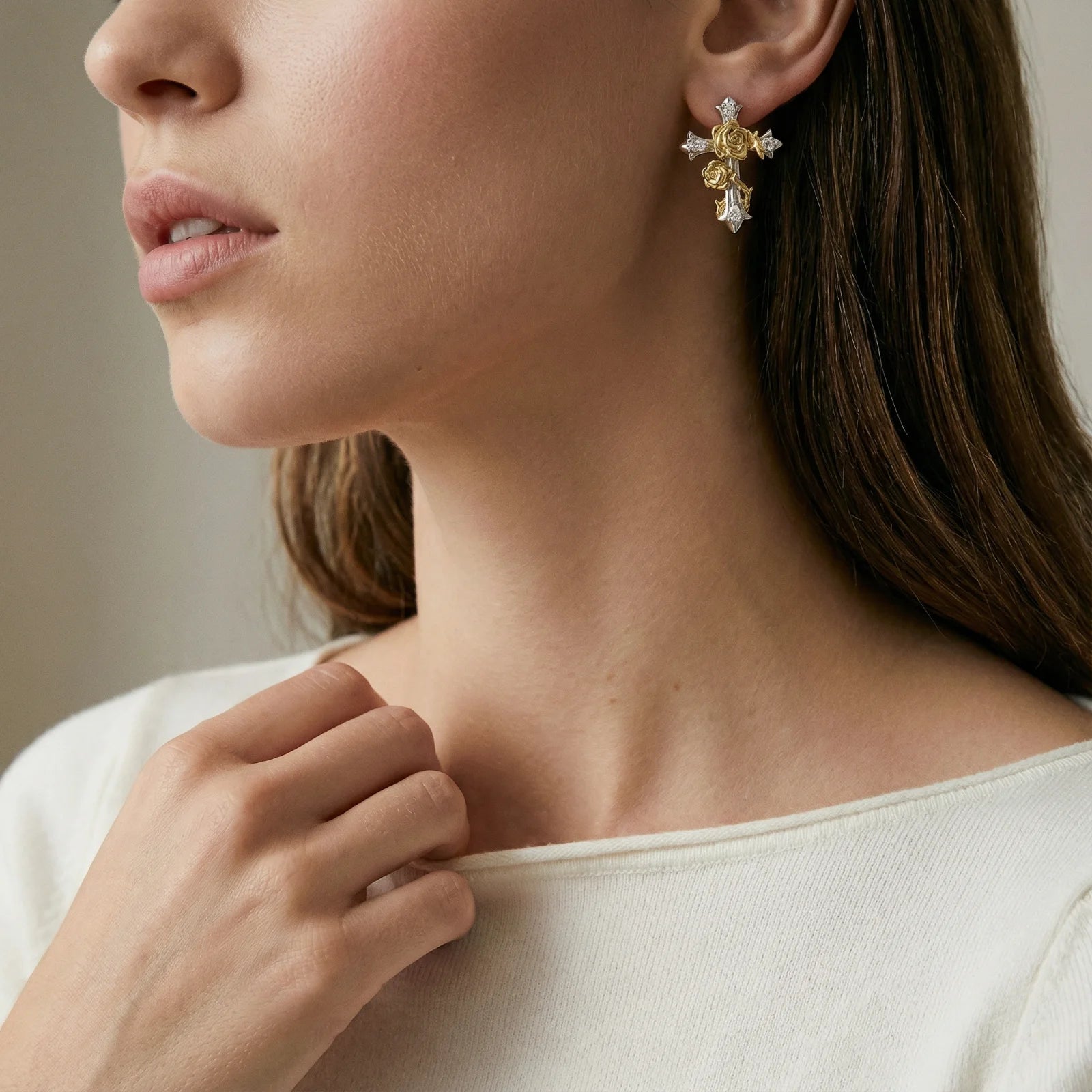 Divine Rose Cross Earrings - Farnelli
