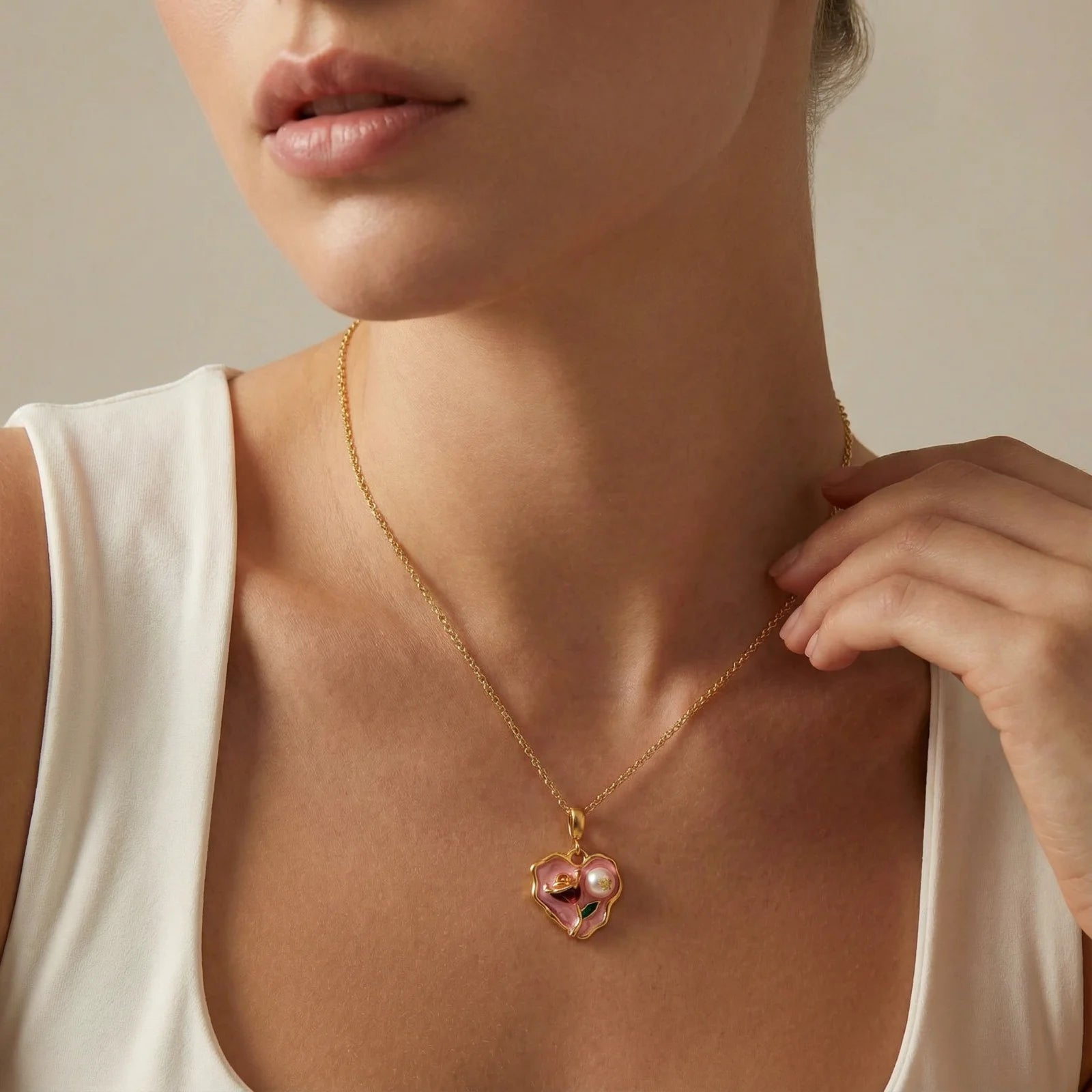 Rose Garden Heart Necklace - Farnelli
