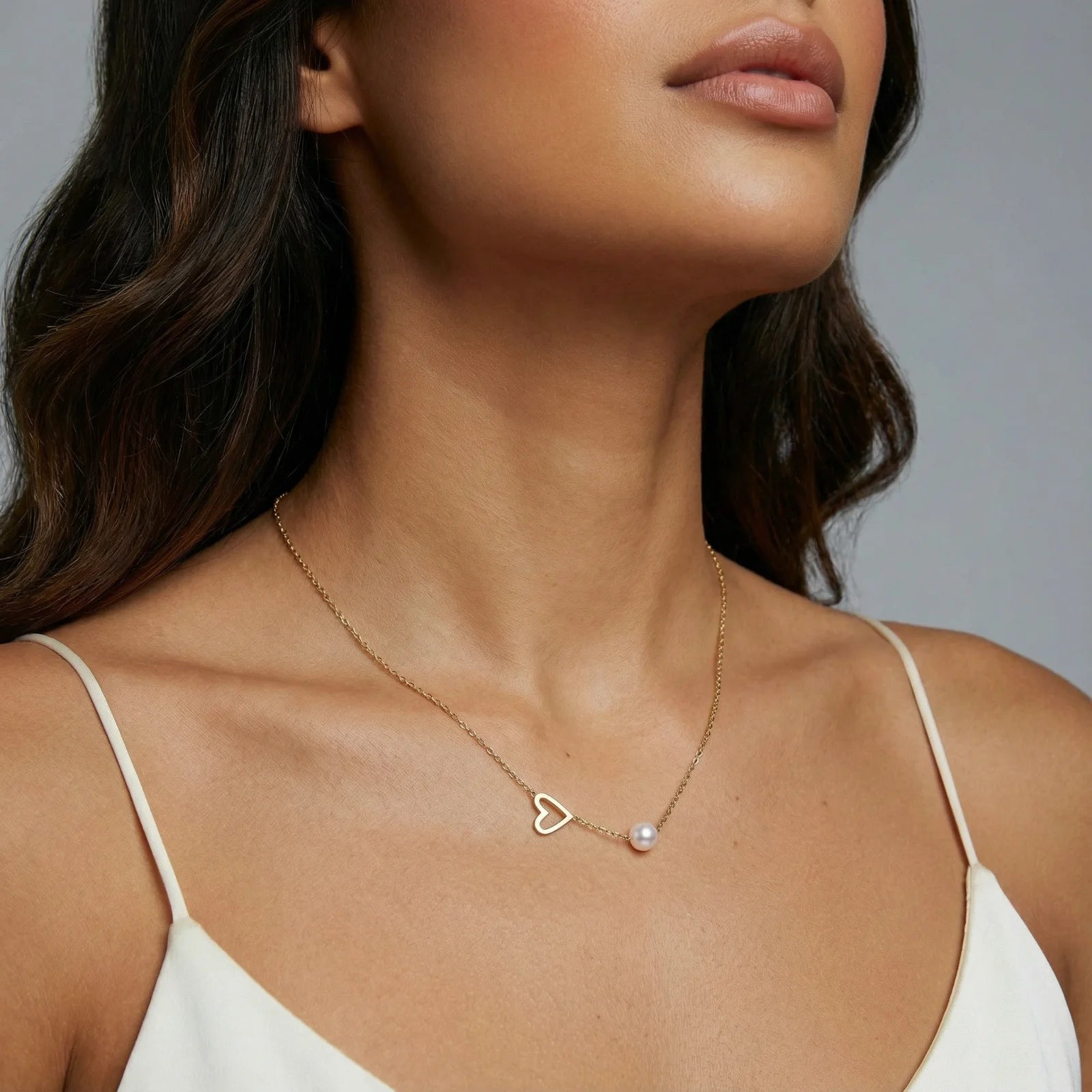 Pearl Heart Embrace Necklace - Farnelli