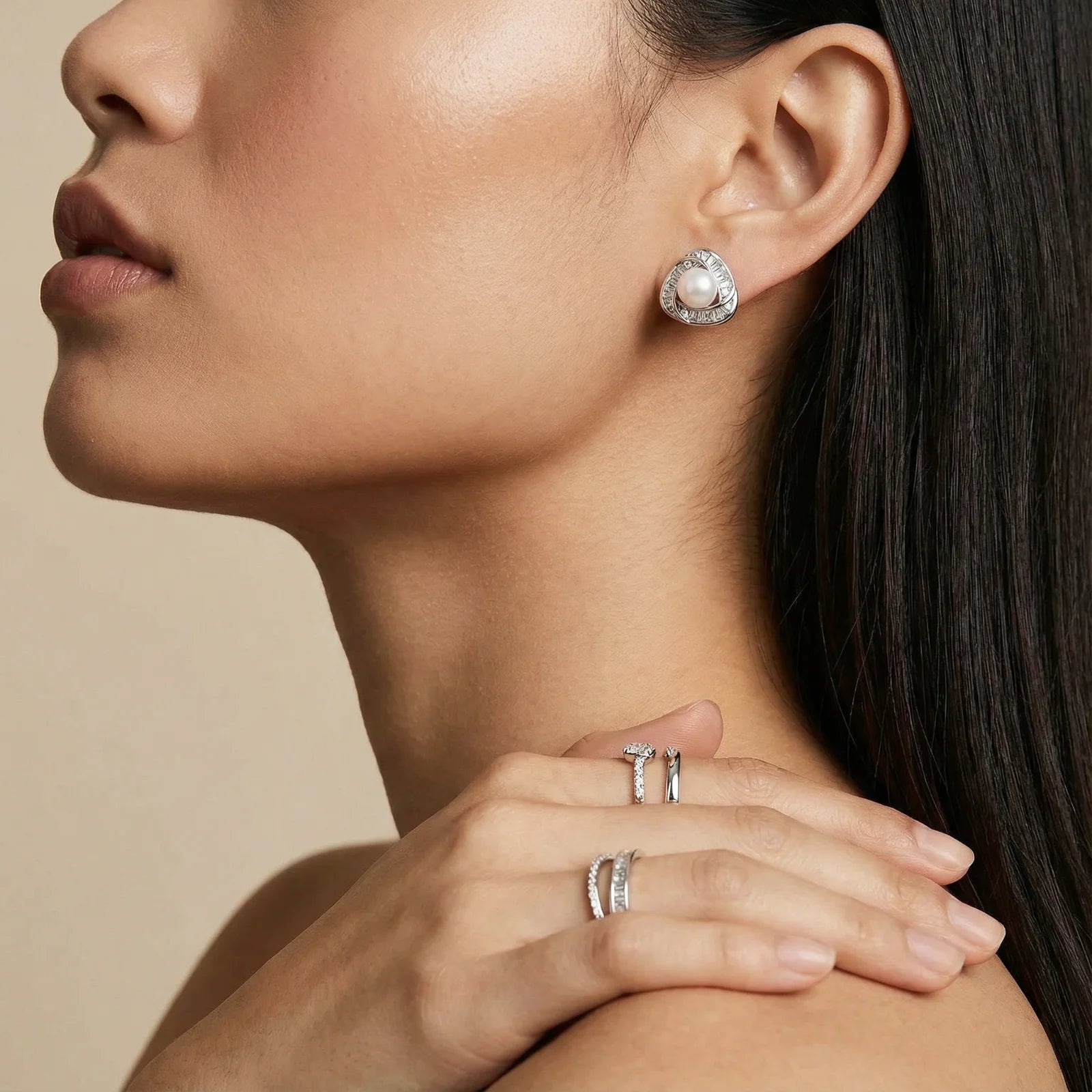 Luminous Pearl Triangles - Farnelli