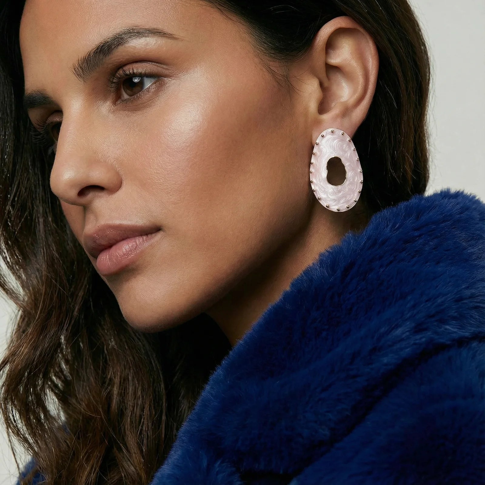 Lilac Dreams Studs - Farnelli