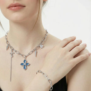 Divine Rebellion Cross Chain - Farnelli