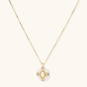 Golden Medallion Necklace - Farnelli