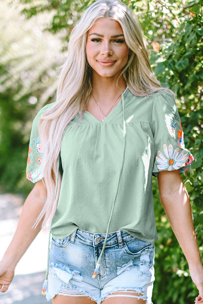 Reya Floral Embroidered Puff Sleeve Split Neck Blouse - Farnelli