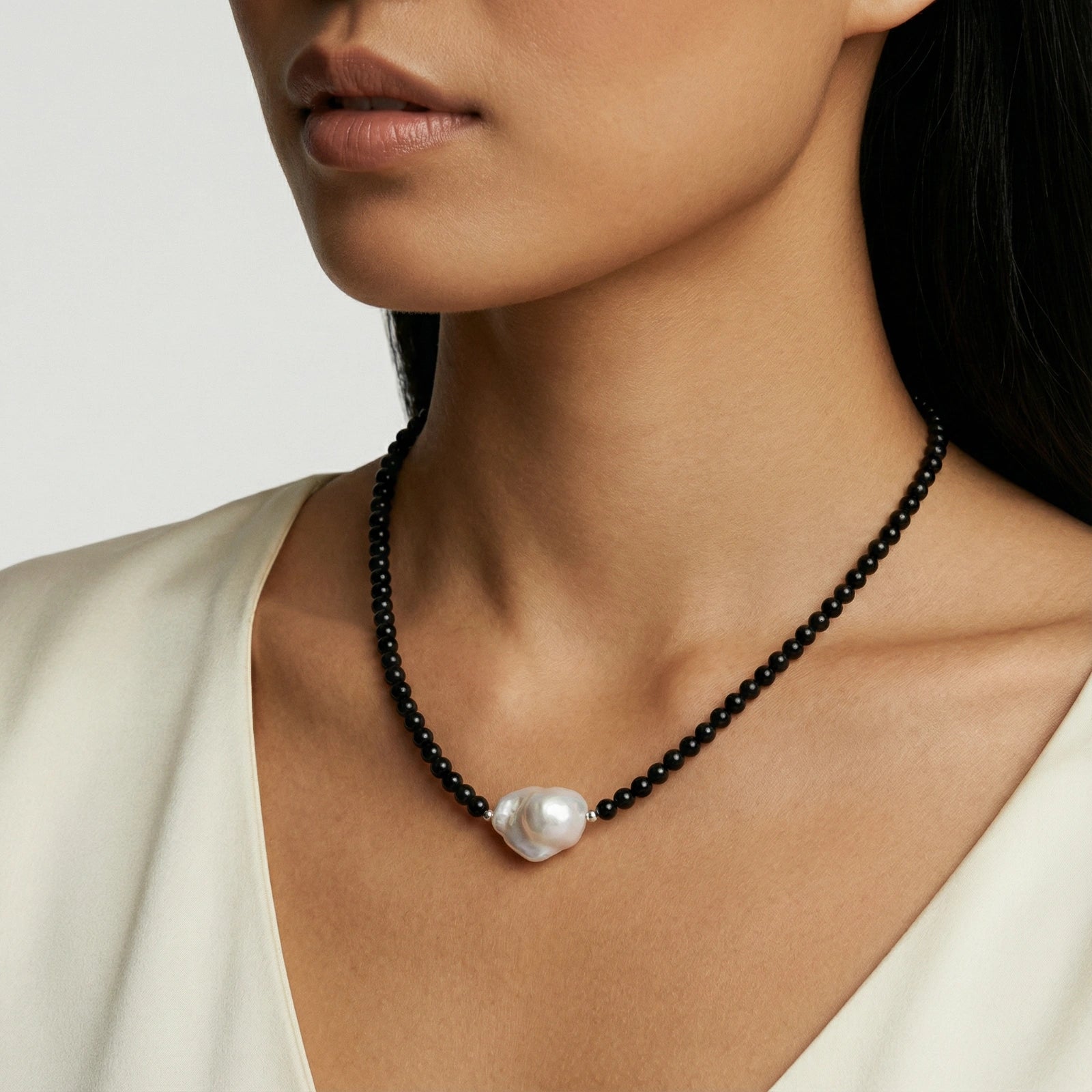 Midnight Pearl Necklace - Farnelli