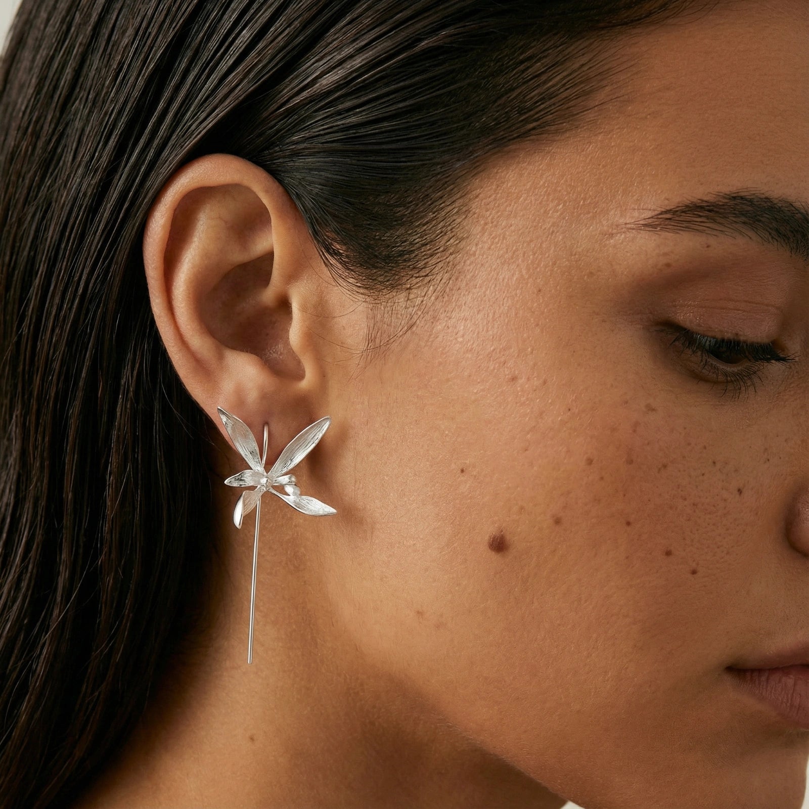 Starlight Bloom Earrings - Farnelli