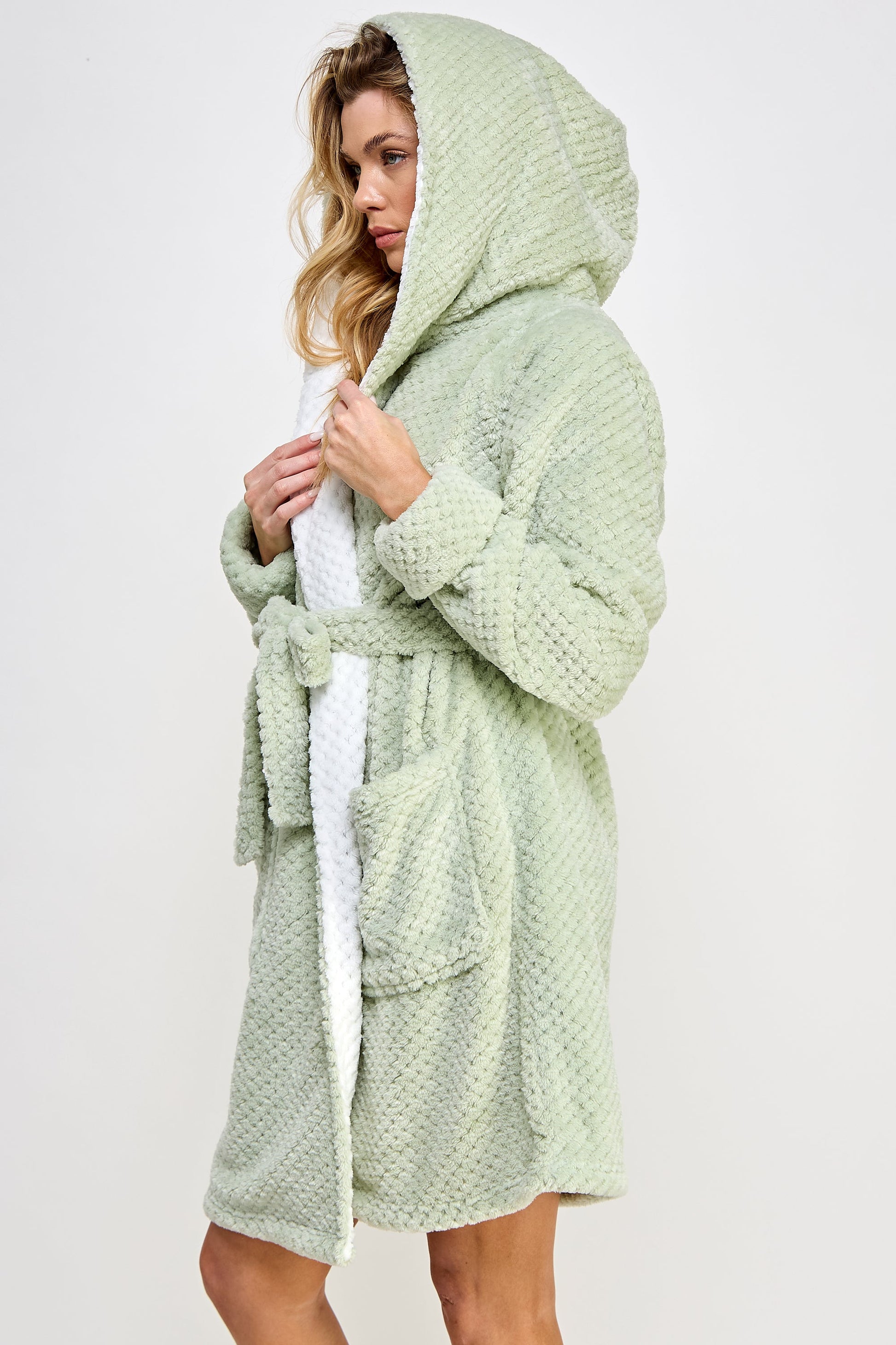 2483 Bailey Robe-2