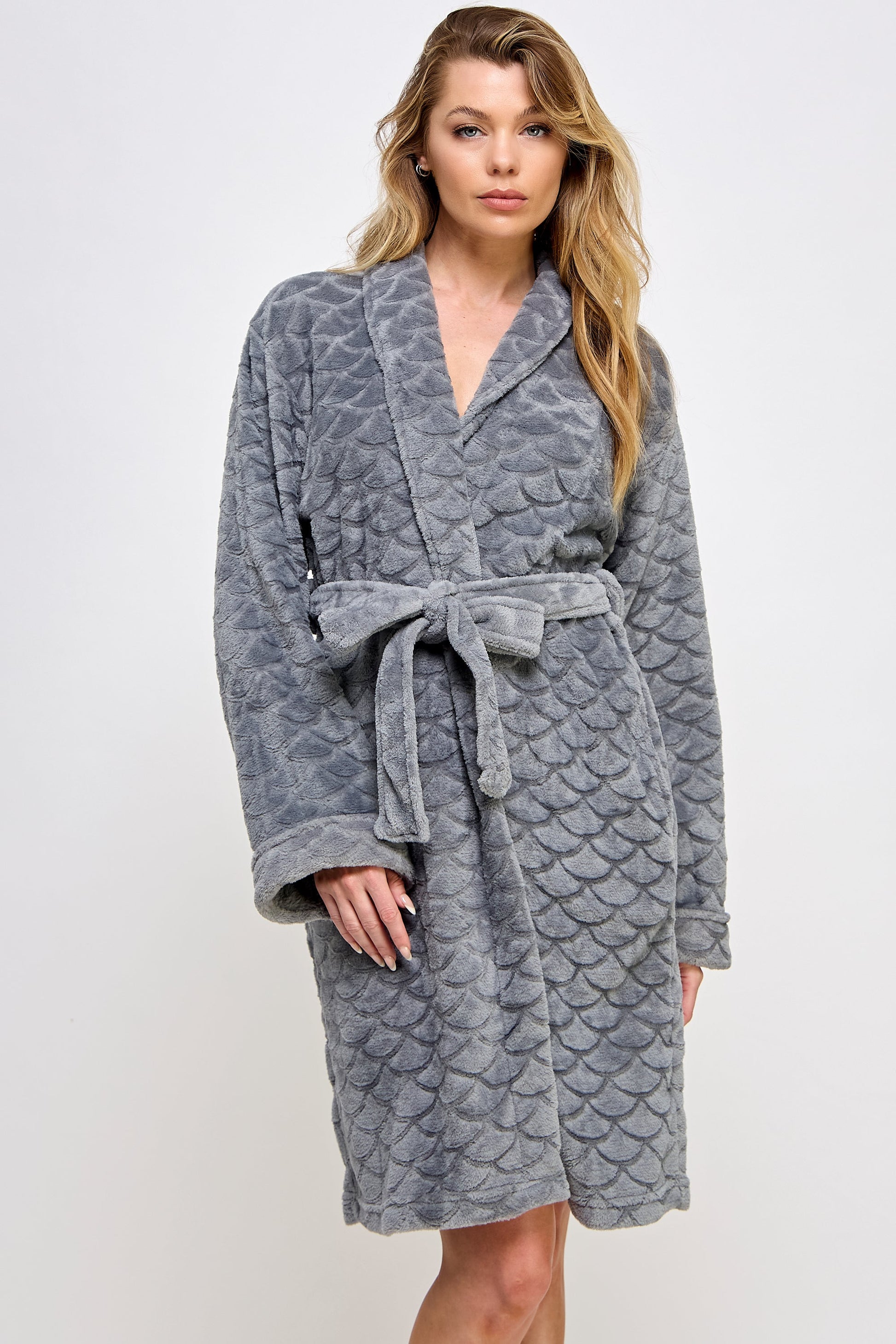 2490 Ariel Robe-7