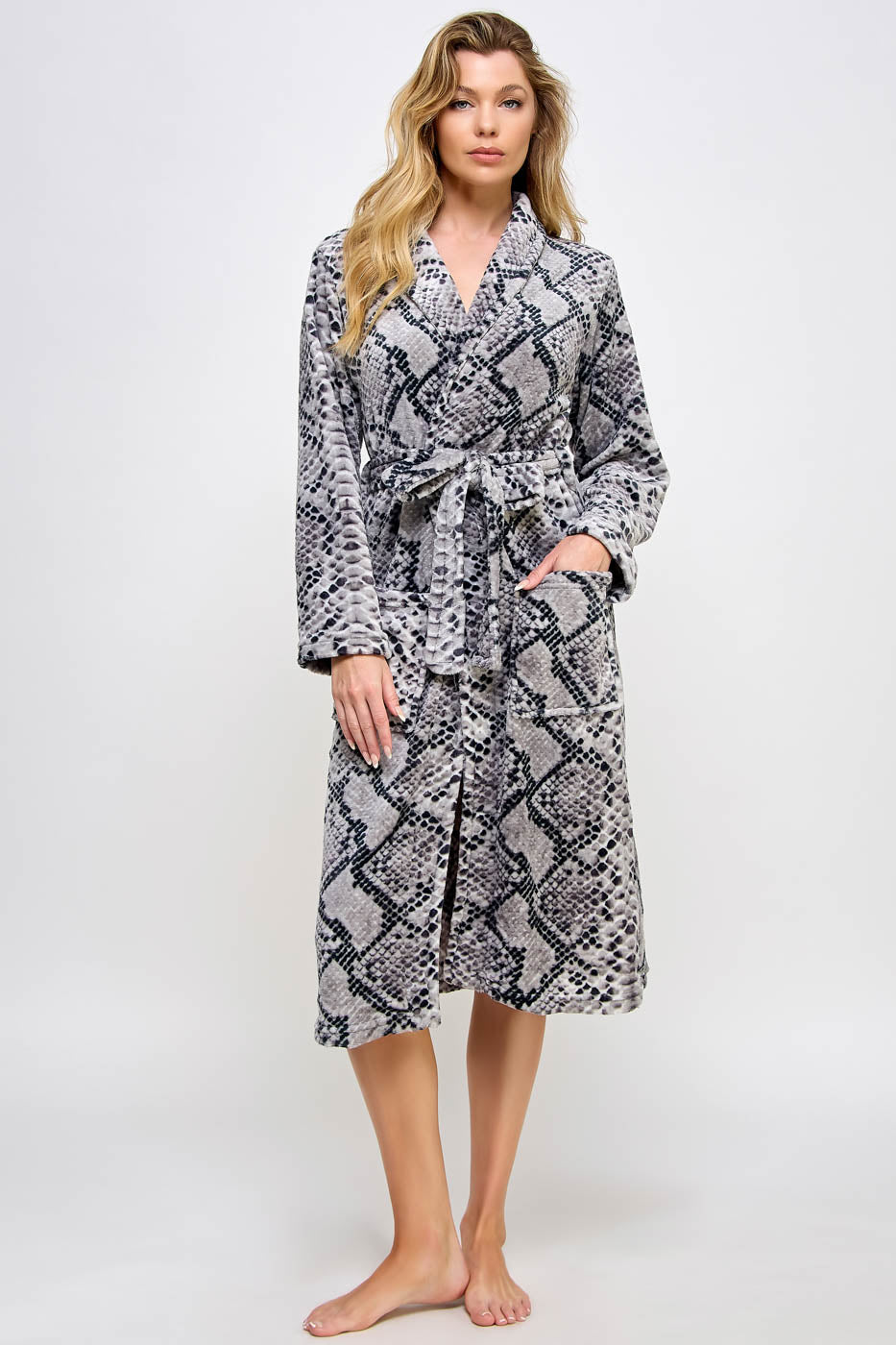 2491 Payton Robe-2