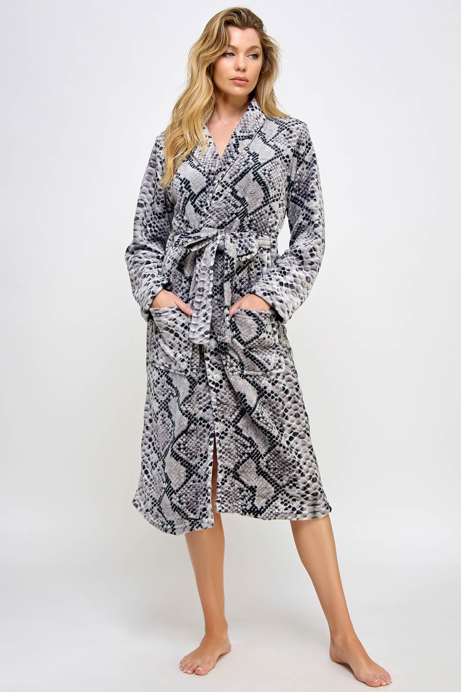 2491 Payton Robe-0