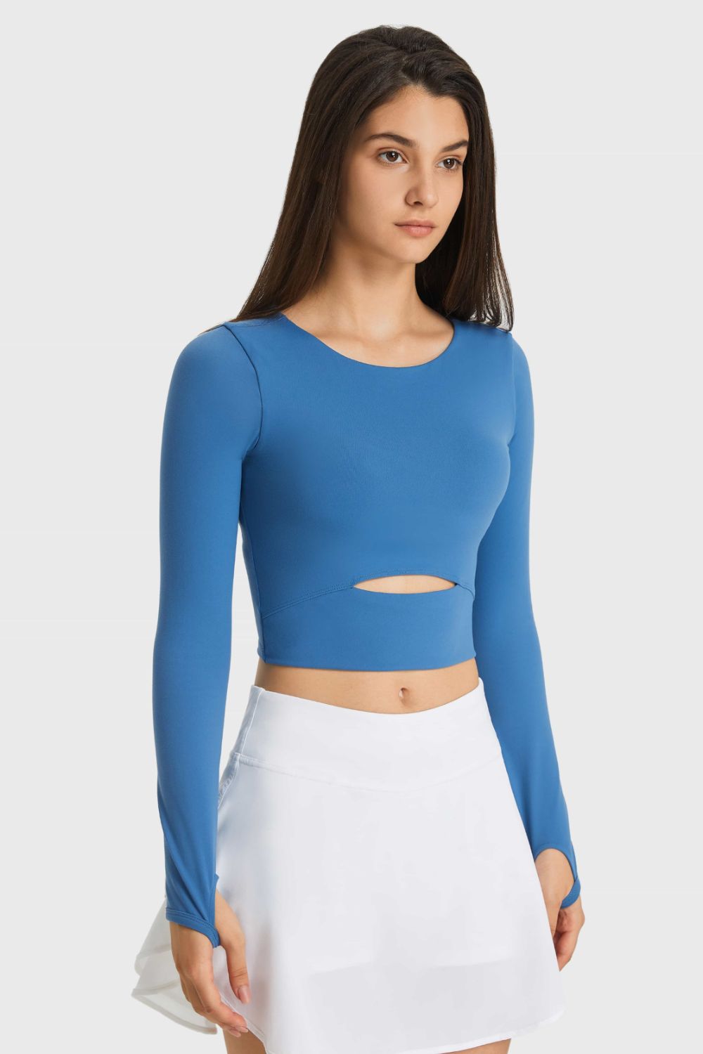 Millennia Cutout Long Sleeve Cropped Sports Top - Farnelli