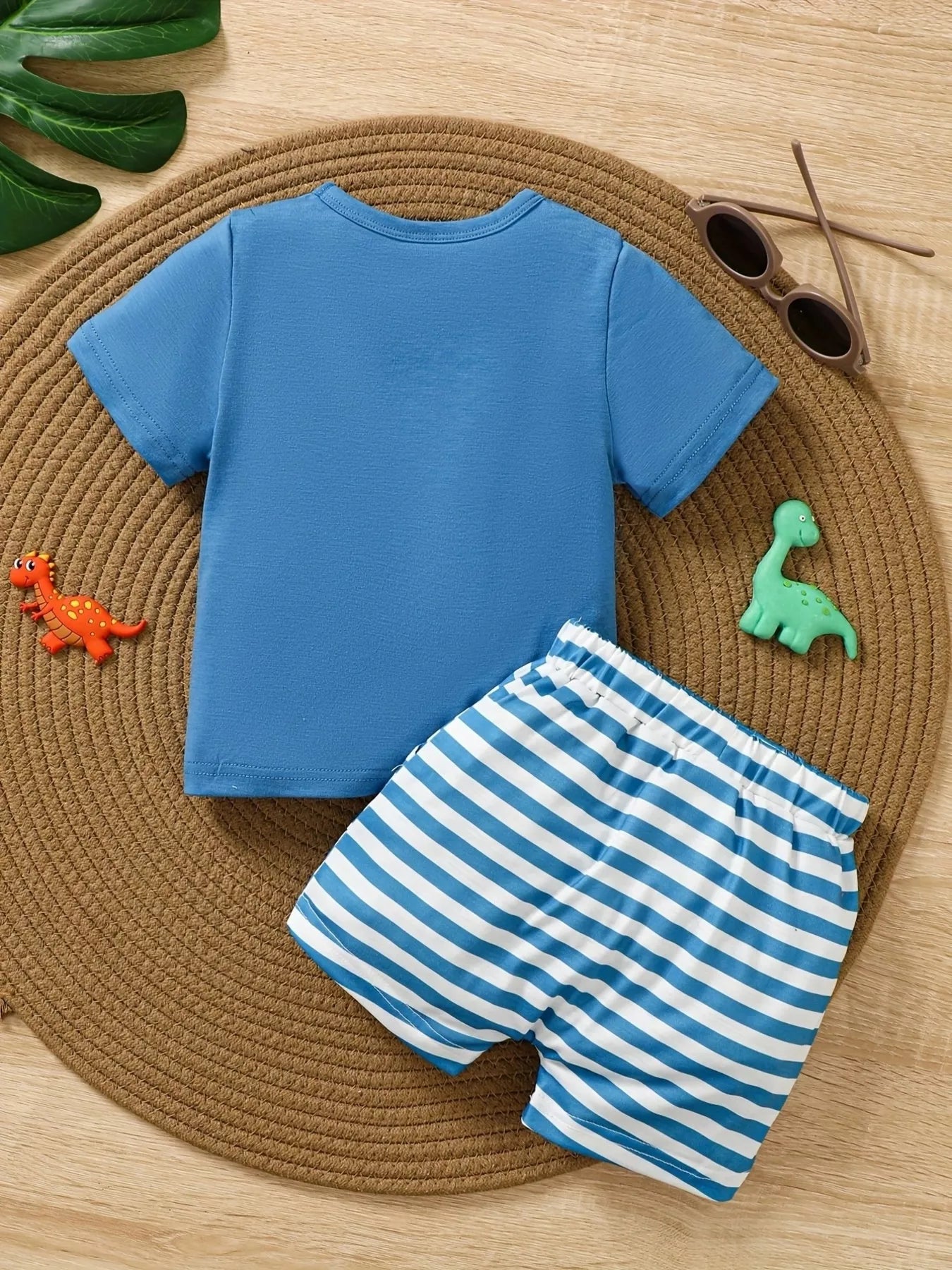 Children's Dinosaur Print Tee & Striped Shorts Set - Farnelli