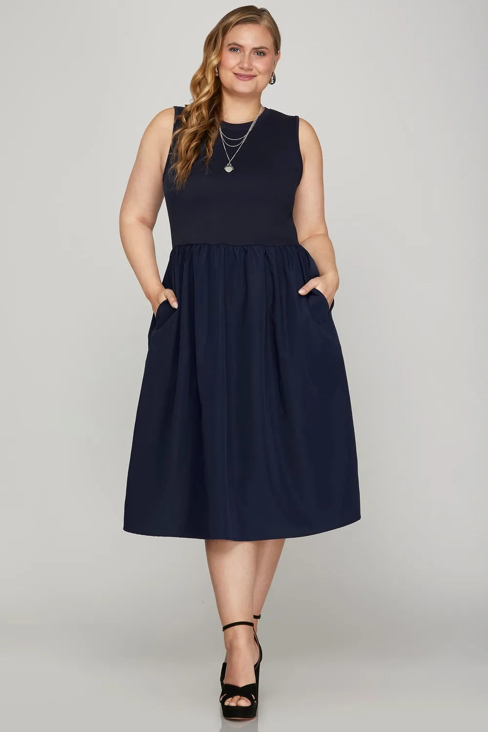 She + Sky Full Size Sleeveless Poplin Woven Midi Dress with Pockets Plus Size - Farnelli