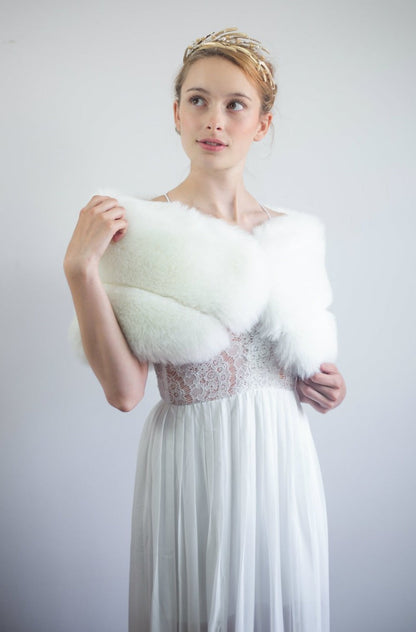 Ivory White Fur Wrap (Penelope Wht01)