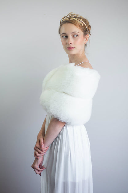 Ivory White Fur Wrap (Penelope Wht01)