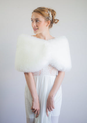 Ivory / White Fur Wrap (Serena Wht01)