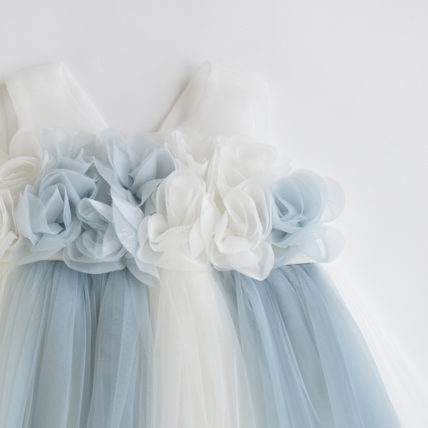 Dainty dress for girls - Farnelli