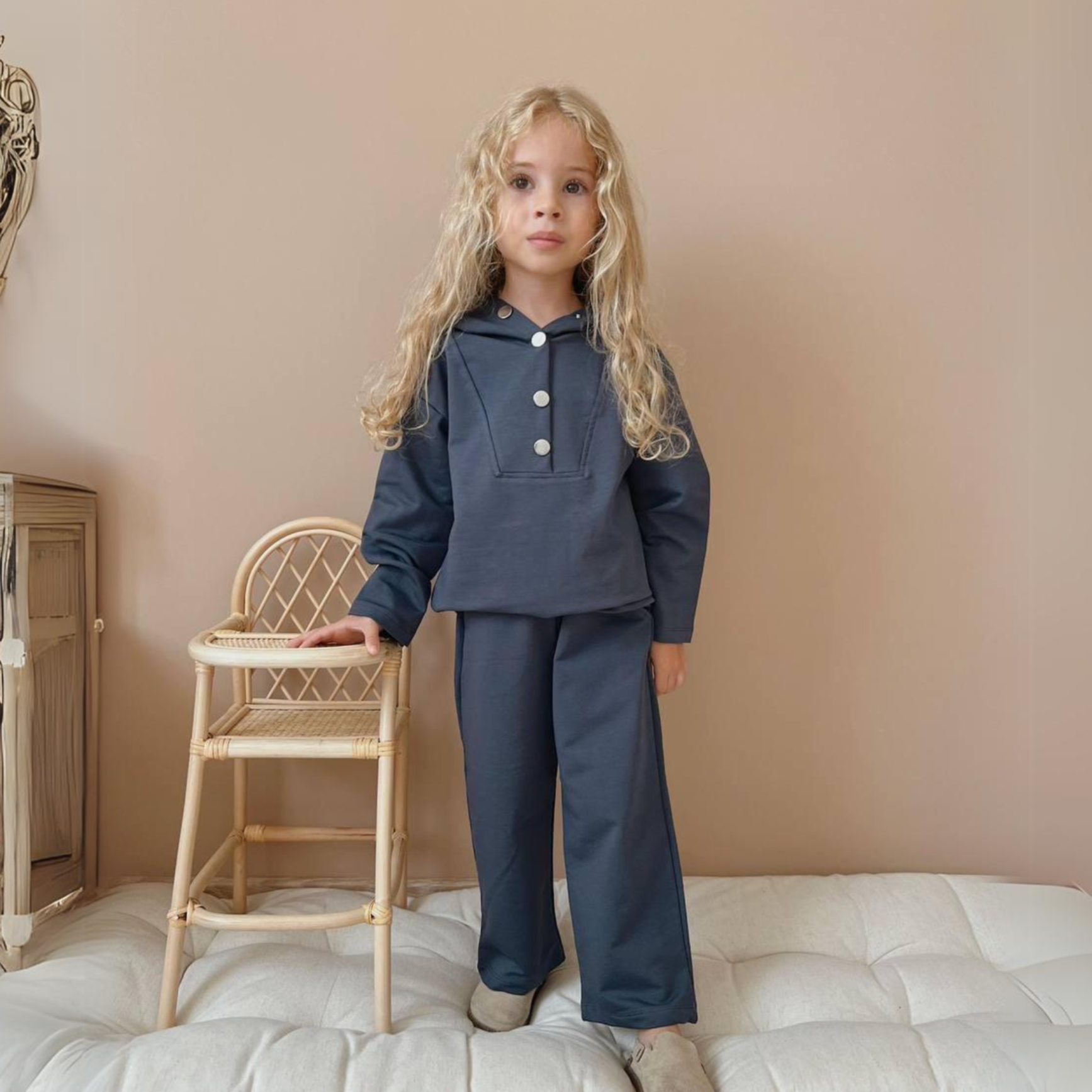 Simple Fun Girls Stylish Set - Farnelli