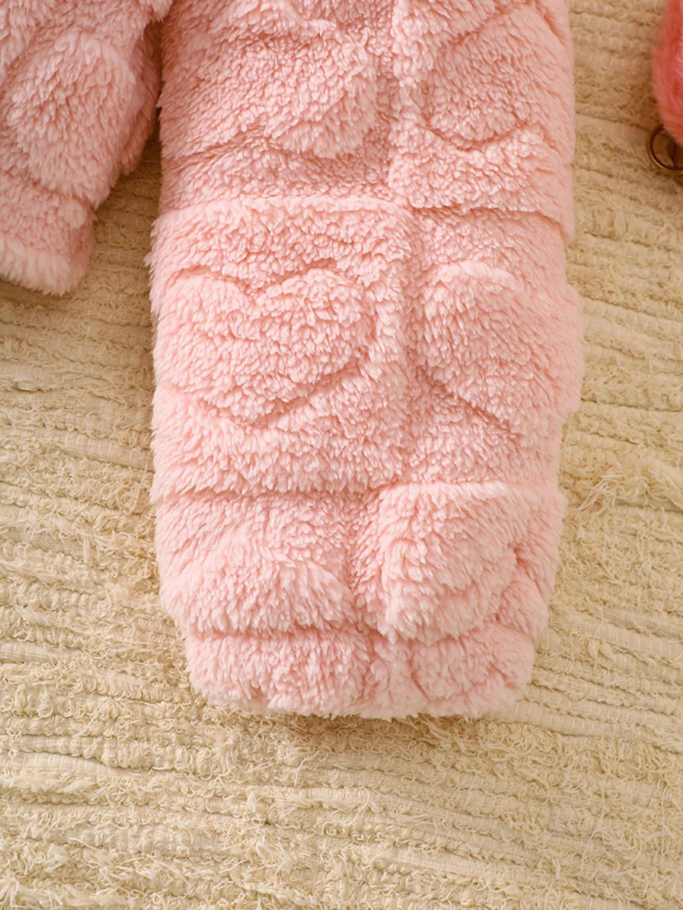 Children's Heart Pattern Fuzzy Hooded Outerwear - Farnelli