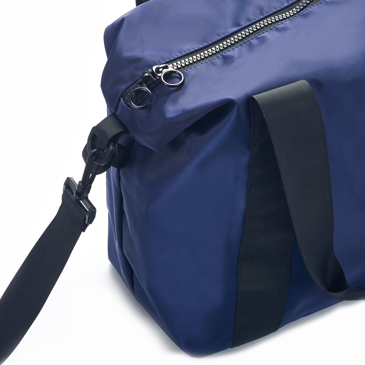 ARTI navy duffle bag with spacious zippered main compartment and sturdy carry handles