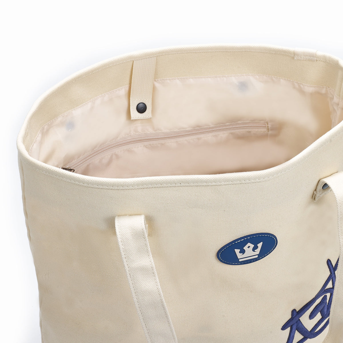 ARTI cream tote bag with spacious handles and minimalist design