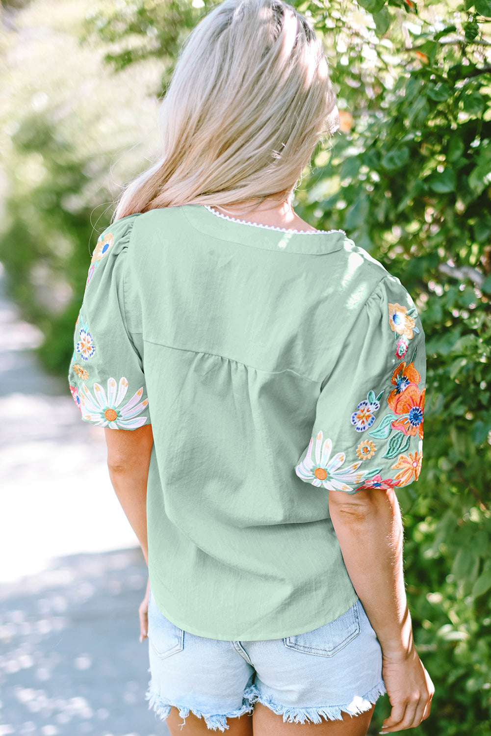 Reya Floral Embroidered Puff Sleeve Split Neck Blouse - Farnelli
