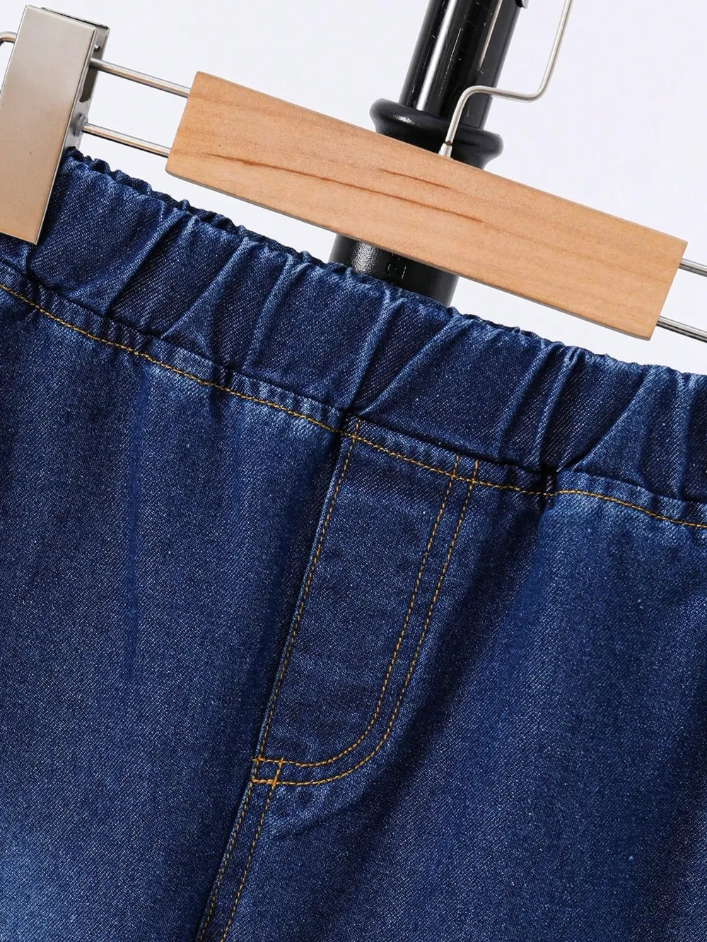 Children's Round Neck Letter Graphic T-Shirt and Distressed Jeans Set - Farnelli