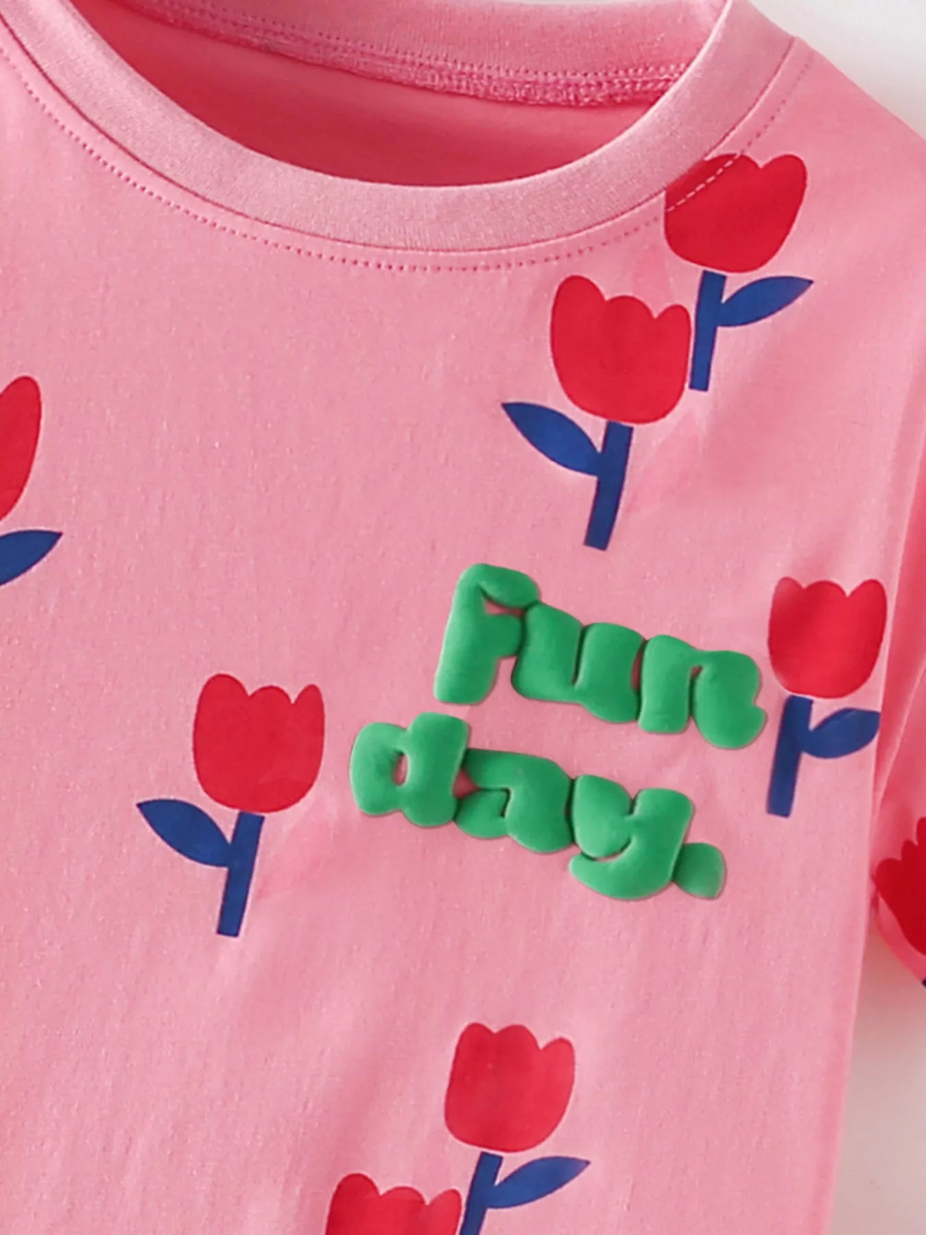 Children's Flower Round Neck Tee and Shorts Set - Farnelli