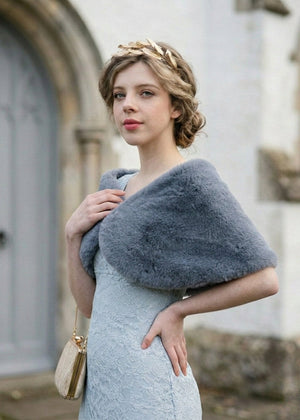 Grey Fur Wrap (Serena Gry05)