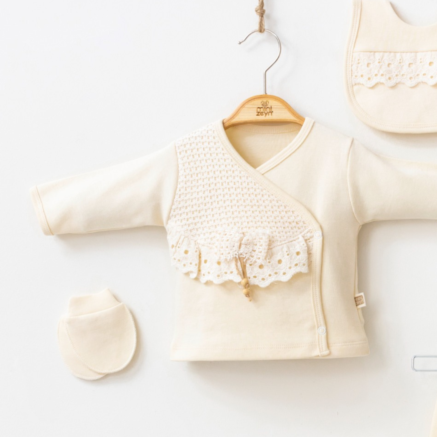 London Chic Newborn 5PC Set-2