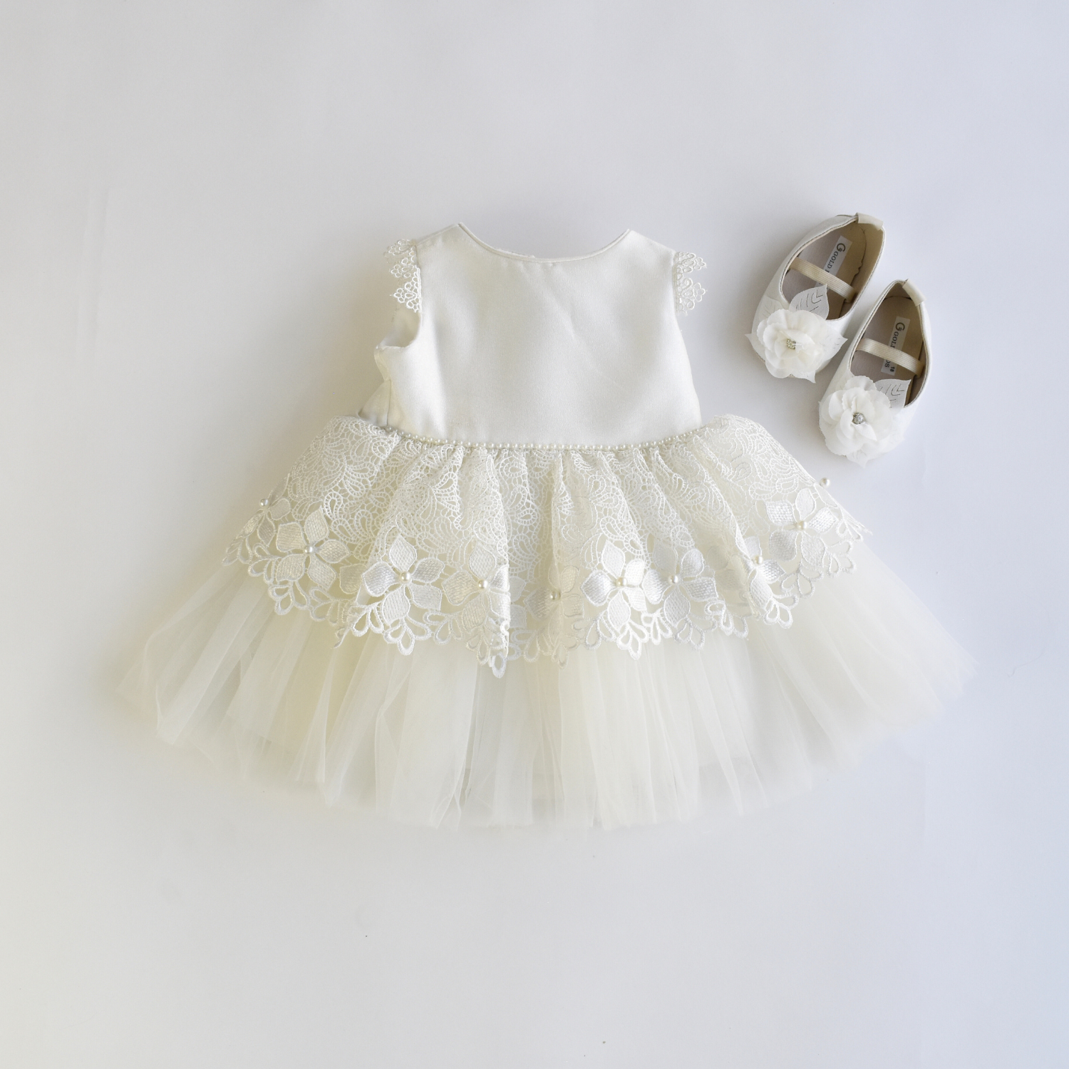 Baby monica's lace dress for girls - Farnelli