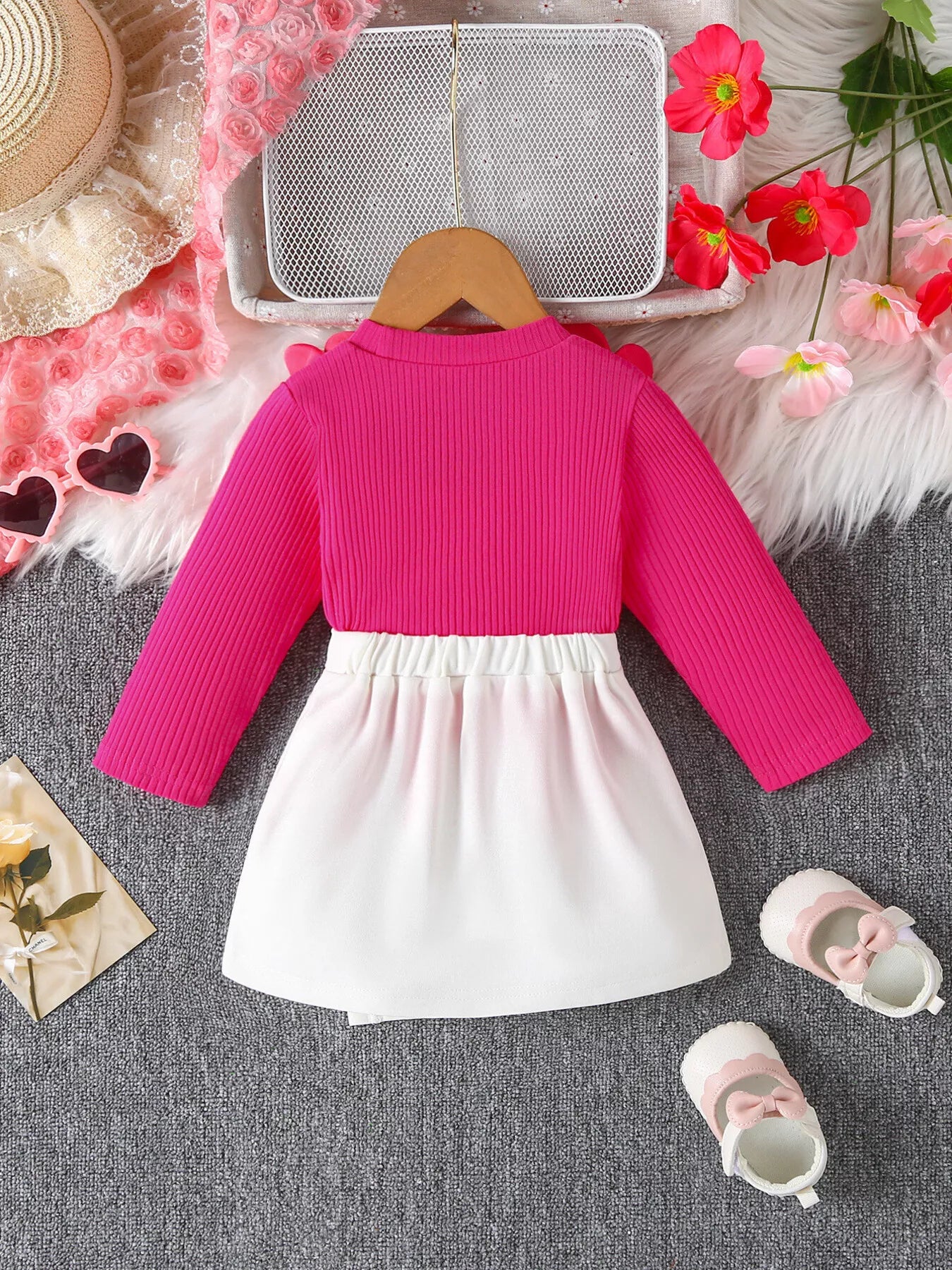 Children's Floral Applique Ribbed Top & Button Decor Skirt Set - Farnelli