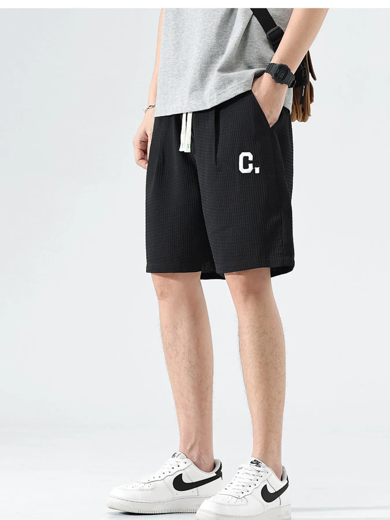 Men's Drawstring Pocketed Shorts - Farnelli