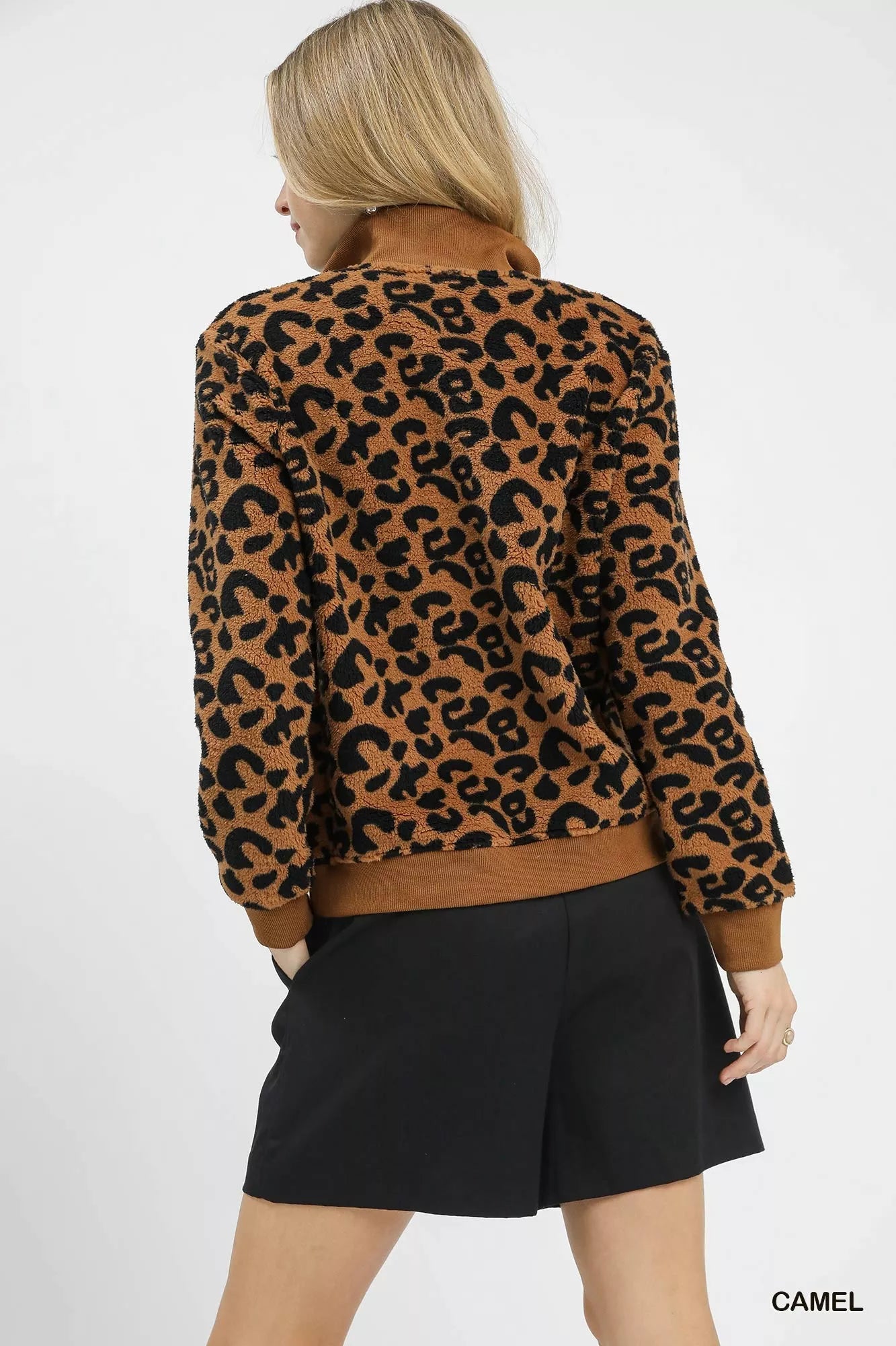 Umgee Leopard Print Quarter-Zip Sweatshirt - Farnelli