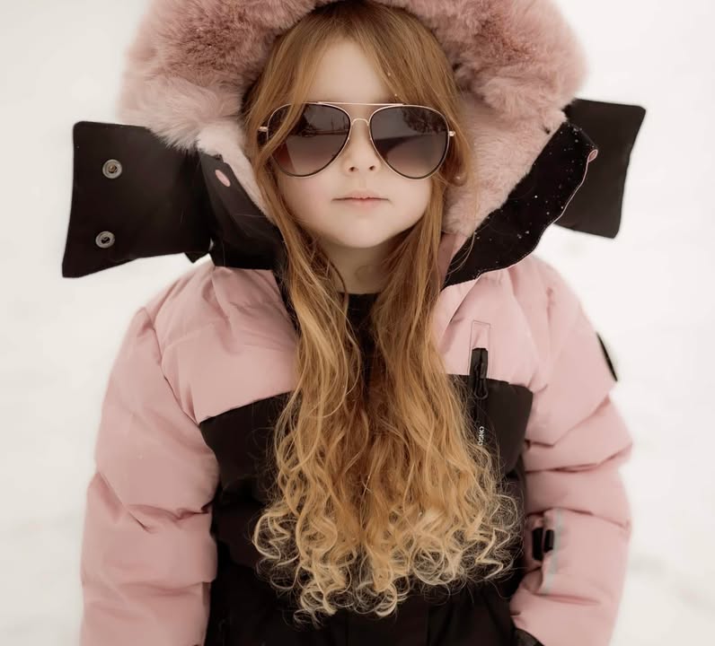 Angel's Luxury Snowsuit - Jacket & Snowpants - Farnelli