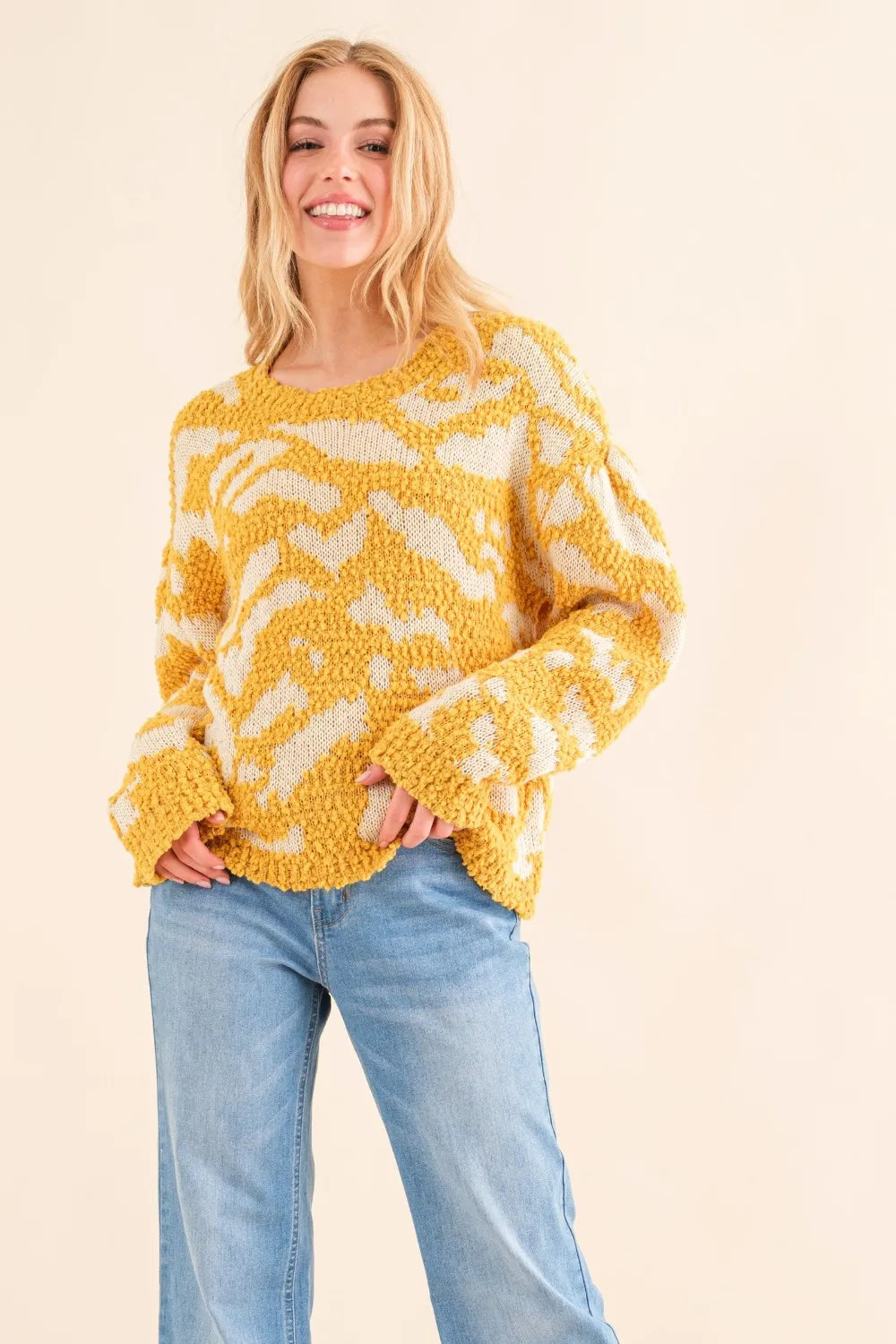 And The Why Full Size Textured Pattern Contrast Sweater - Farnelli